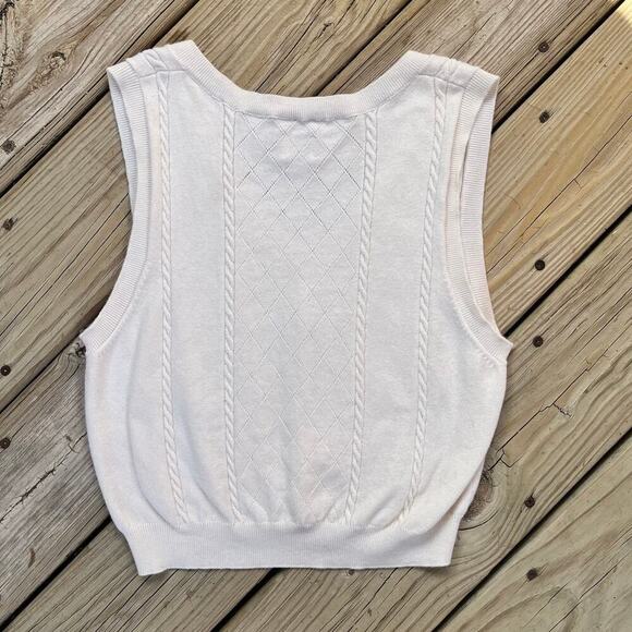 Sunday Best Women's White Sleeveless Cropped Pullover Sweater Size M - Picture 2 of 7